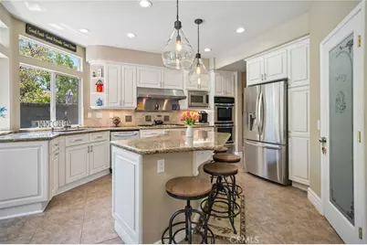 560 Breckenridge Place, Simi Valley, CA 93065 - Photo 15