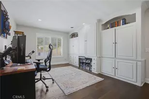 29644 Kimberly Dr, Agoura Hills, CA 91301 - Photo 25