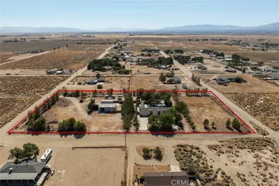 5653 Willow Avenue, Rosamond, CA 93560 - Photo 49