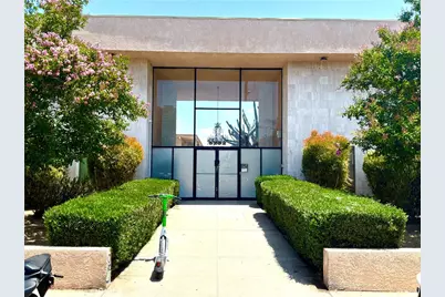 5232 Corteen Place #7, Valley Village, CA 91607 - Photo 5