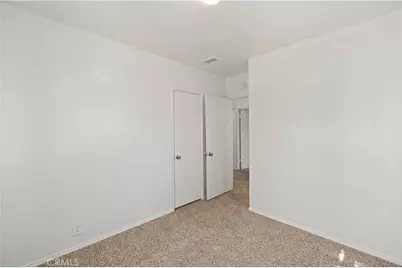 45110 Elm, Lancaster, CA 93534 - Photo 7
