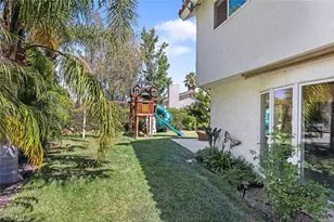 20906 Susan Carole Dr, Saugus, CA 91350 - Photo 25