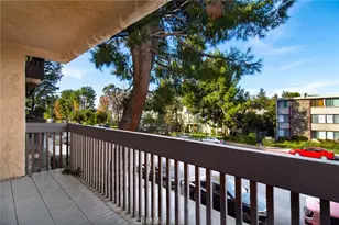 22100 Burbank Blvd, Woodland Hills, CA 91367 - Photo 7