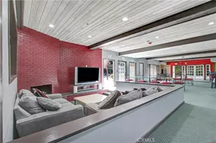 22100 Burbank Blvd, Woodland Hills, CA 91367 - Photo 13