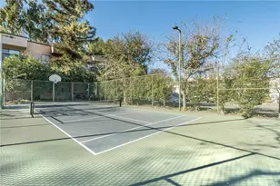 22100 Burbank Blvd, Woodland Hills, CA 91367 - Photo 11