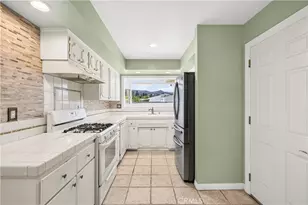 2013 Stanford, Simi Valley, CA 93065 - Photo 7