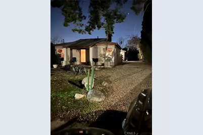 261 N Oak Avenue, Pasadena, CA 91107 - Photo 1