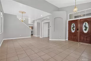 19613 Monarch Ridge Dr, Canyon Country, CA 91351 - Photo 5