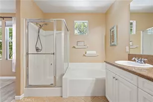 24085 Avocado Ln, Valencia, CA 91354 - Photo 13