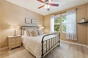 24085 Avocado Ln, Valencia, CA 91354 - Photo 13