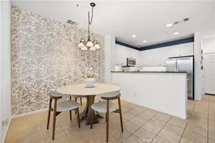 24085 Avocado Ln, Valencia, CA 91354 - Photo 5