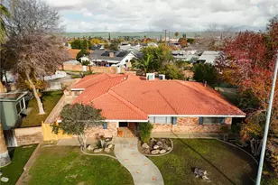 10 Grey Way, Taft, CA 93268 - Photo 1