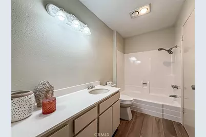 10740 Woodley, Los Angeles, CA 91344 - Photo 23