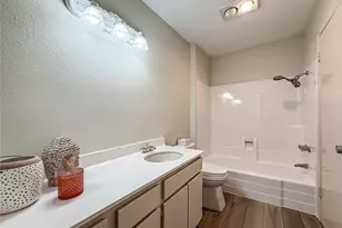 10740 Woodley, Los Angeles, CA 91344 - Photo 23