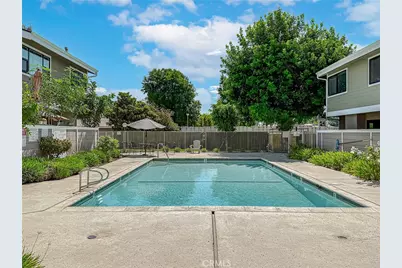 10740 Woodley, Los Angeles, CA 91344 - Photo 29