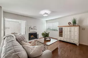 10740 Woodley, Granada Hills, CA 91344 - Photo 5