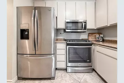 10740 Woodley, Los Angeles, CA 91344 - Photo 11