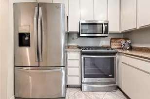 10740 Woodley, Los Angeles, CA 91344 - Photo 11