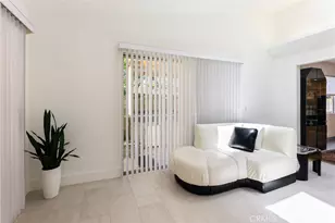 4807 Ellenita Ave, Tarzana, CA 91356 - Photo 9