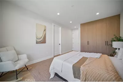 6742 Nagle Avenue, Los Angeles, CA 91401 - Photo 15