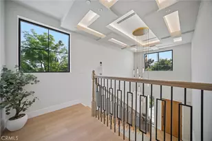 6742 Nagle Ave, Los Angeles, CA 91401 - Photo 29