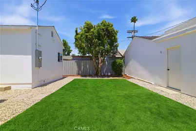 7446 Dempsey Avenue, Lake Balboa, CA 91406 - Photo 25