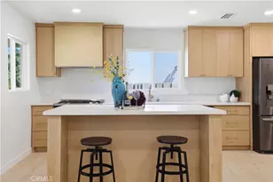 7446 Dempsey Ave, Lake Balboa, CA 91406 - Photo 9