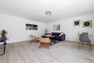 7446 Dempsey Ave, Lake Balboa, CA 91406 - Photo 29