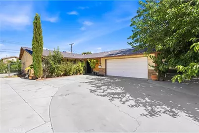 38442 3rd St E, Palmdale, CA 93550 - Photo 1