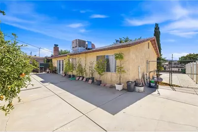 38442 3rd St E, Palmdale, CA 93550 - Photo 3
