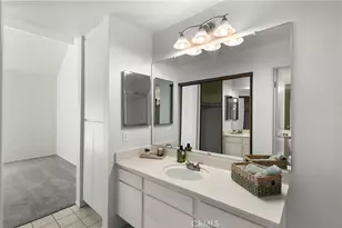 26127 McBean Pkwy, Valencia, CA 91355 - Photo 21