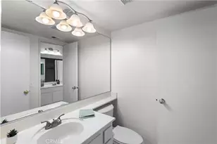 26127 McBean Pkwy, Valencia, CA 91355 - Photo 17