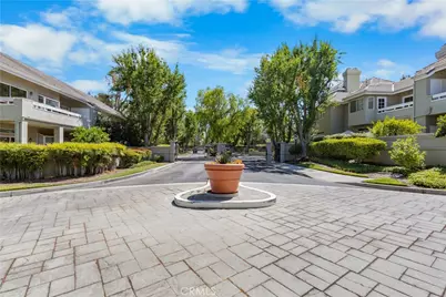 26127 McBean Parkway #35, Valencia, CA 91355 - Photo 47