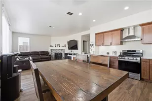 42524 Cinnabar Ct, Quartz Hill, CA 93536 - Photo 9