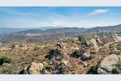 24425 Woolsey Canyon Road #39, West Hills, CA 91304 - Photo 47