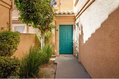18832 Vista Del Canon #G, Newhall, CA 91321 - Photo 3