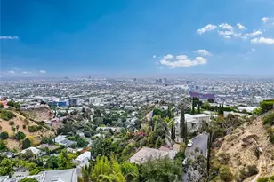 8875 Thrasher Ave, West Hollywood, CA 90069 - Photo 13