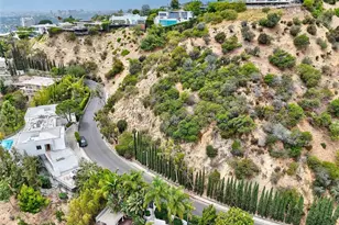 8875 Thrasher Ave, West Hollywood, CA 90069 - Photo 11