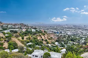 8875 Thrasher Ave, West Hollywood, CA 90069 - Photo 25