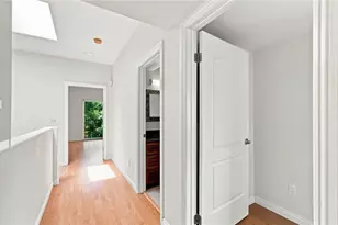 13629 Wyandotte, Van Nuys, CA 91405 - Photo 9