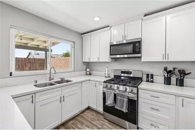 2050 Matthew Avenue, Rosamond, CA 93560 - Photo 7