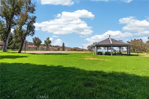 13691 Gavina, Sylmar, CA 91342 - Photo 39