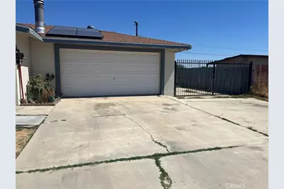 8413 Greenwood, California City, CA 93505 - Photo 3