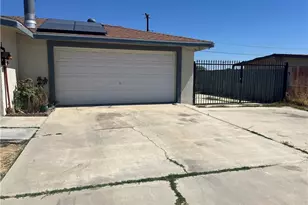 8413 Greenwood, California City, CA 93505 - Photo 3