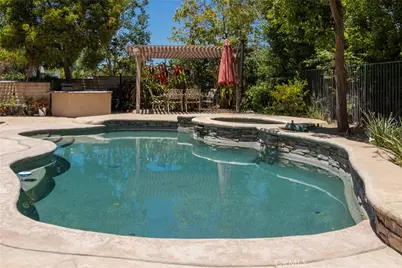 574 Oak Tree Court, Simi Valley, CA 93065 - Photo 57