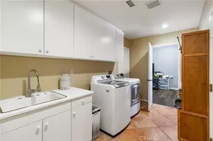 574 Oak Tree Ct, Simi Valley, CA 93065 - Photo 31
