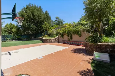 574 Oak Tree Court, Simi Valley, CA 93065 - Photo 61
