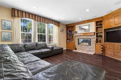 574 Oak Tree Court, Simi Valley, CA 93065 - Photo 17