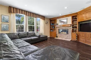 574 Oak Tree Ct, Simi Valley, CA 93065 - Photo 17
