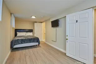 1840 W 11th Pl, Los Angeles, CA 90006 - Photo 7